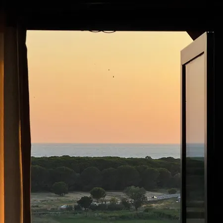 Hill Villa, Gjiri I Lalzit ヴィラ